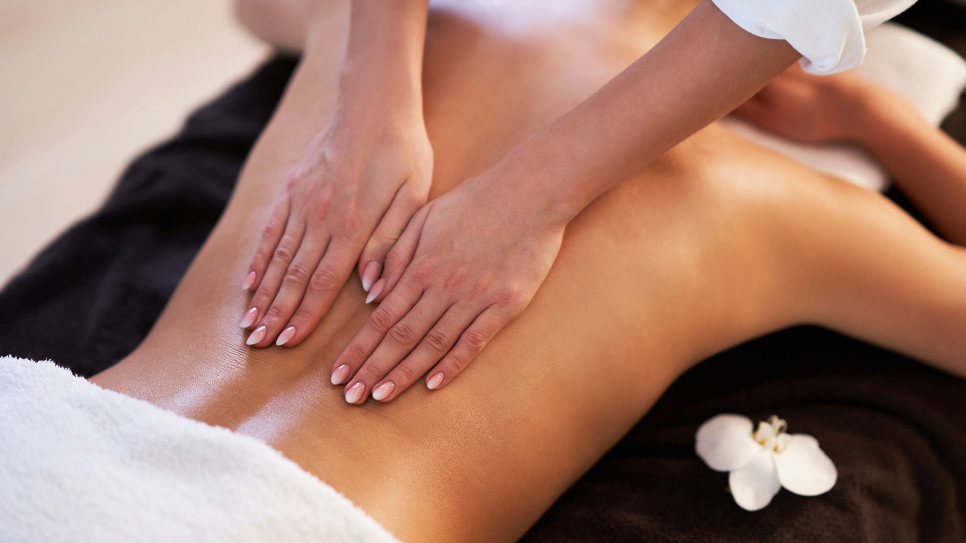 Cambridgeshire beauty-17-Body massage Online Course